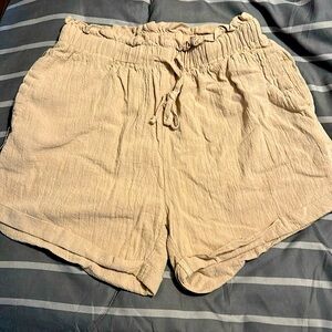 SHEIN tan shorts 100% polyester